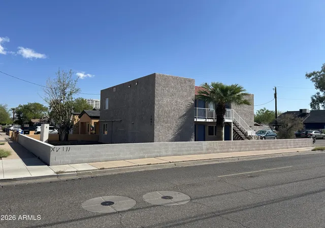 Photo 3 of Townhouse for sale at 1001 N 9th Street, Phoenix, AZ 85006 | MLS# 7078296 | Listing updated on 2026-09-15
