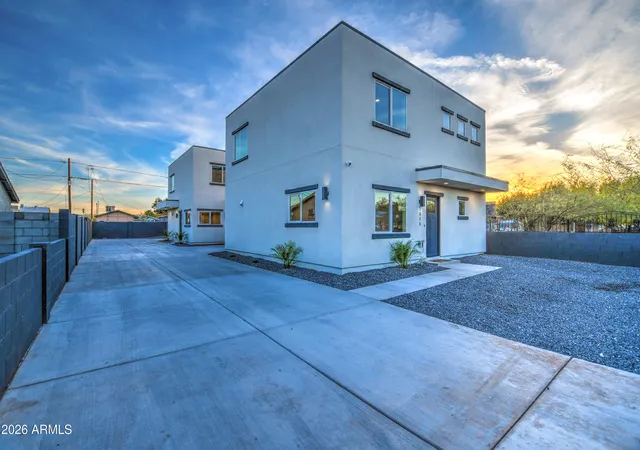 Photo 1 of Townhouse for sale at 1315 W Cocopah St, Phoenix, AZ 85007 | MLS# 7078551 | Listing updated on 2026-09-11
