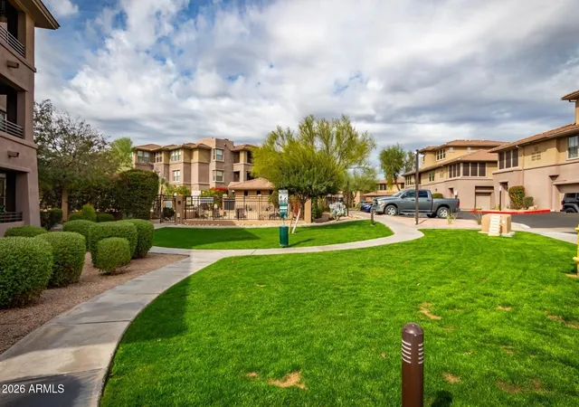 Listing Photo 2 - Condo for sale in building located at 19777 N 76Th St, Scottsdale, AZ 85255 - Unit #3290