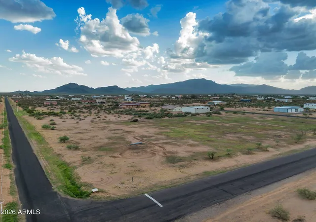 Photo 4 of Land for sale at 50509 W Iver Rd, Aguila, AZ 85320 | MLS# 7078691 | Listing updated on 2026-09-11