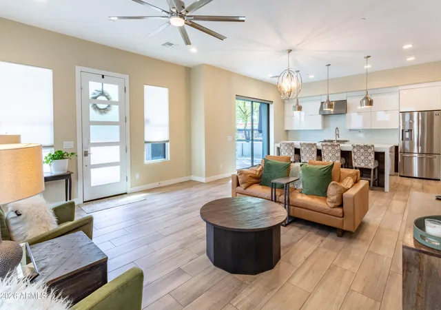 Photo 3 of Townhouse for sale at 340 E Osborn Rd #1, Phoenix, AZ 85012 | MLS# 7078569 | Listing updated on 2026-10-04