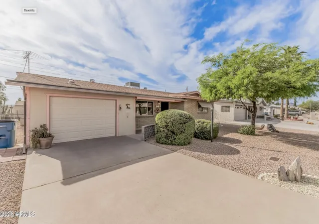 Photo 3 of Single family home for sale at 1178 S Ocotillo Dr, Apache Junction, AZ 85120 | MLS# 7078477 | Listing updated on 2026-09-13