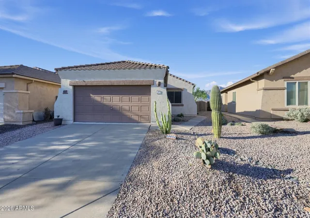 Photo 2 of Single family home for sale at 10652 E 2nd Water Trl, Gold Canyon, AZ 85118 | MLS# 7079120 | Listing updated on 2026-09-12