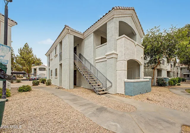 Condo for sale at 1100 N Priest Dr #2109, Chandler, AZ 85226 | MLS# 7078507