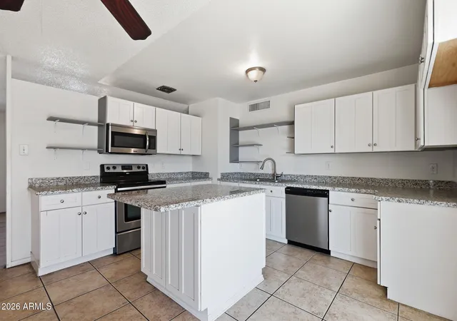 Single family home for sale at 3449 W Mauna Loa Ln, Phoenix, AZ 85053 | MLS# 7079289