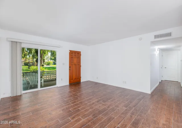Photo 3 of Condo for sale at 5550 N 12th Street #8, Phoenix, AZ 85014 | MLS# 7079209 | Listing updated on 2026-09-11