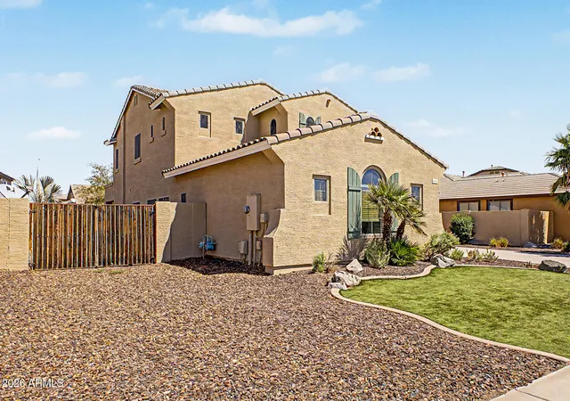 Photo 3 of Single family home for sale at 6657 S Garnet Way, Chandler, AZ 85249 | MLS# 7078587 | Listing updated on 2026-09-11