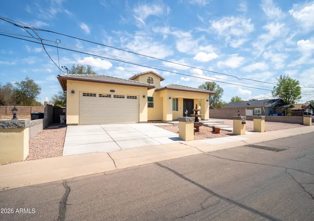 Photo 1 of Single family home for sale at 425 S Hidalgo Rd, Chandler, AZ 85225 | MLS# 7079246 | Listing updated on 2026-09-12