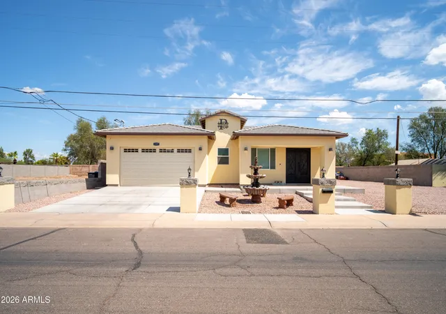 Photo 2 of Single family home for sale at 425 S Hidalgo Rd, Chandler, AZ 85225 | MLS# 7079246 | Listing updated on 2026-09-12