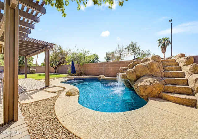 Photo 2 of Single family home for sale at 2501 E Los Alamos St, Gilbert, AZ 85295 | MLS# 7078937 | Listing updated on 2026-09-15
