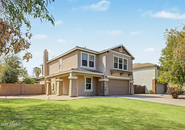 Photo 3 of Single family home for sale at 2501 E Los Alamos St, Gilbert, AZ 85295 | MLS# 7078937 | Listing updated on 2026-09-15