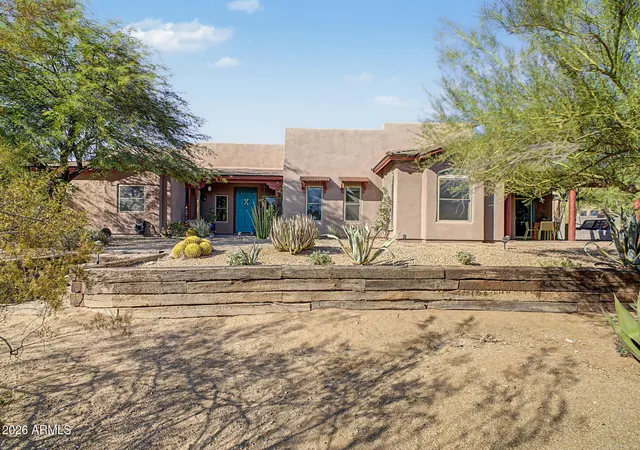 Photo 2 of Single family home for sale at 32006 N 44th Place, Cave Creek, AZ 85331 | MLS# 7078693 | Listing updated on 2026-09-12