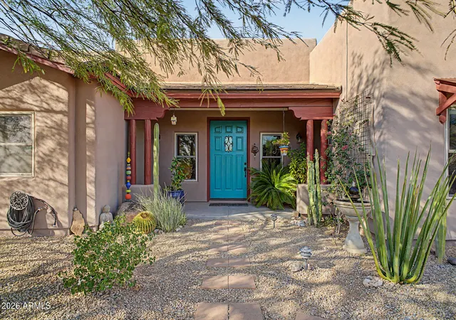 Photo 3 of Single family home for sale at 32006 N 44th Place, Cave Creek, AZ 85331 | MLS# 7078693 | Listing updated on 2026-09-12