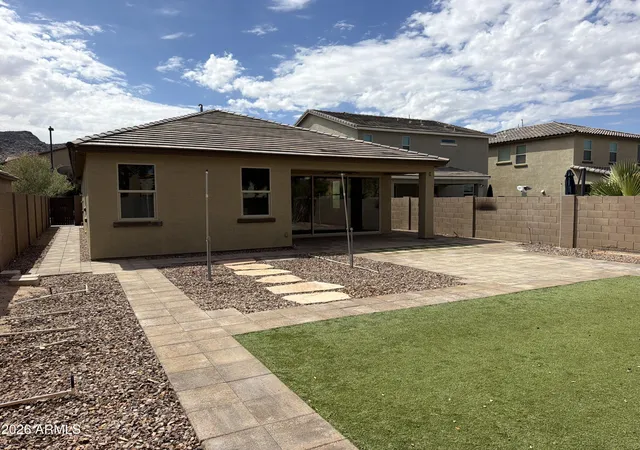 Photo 4 of Single family home for sale at 2518 E Fawn Dr, Phoenix, AZ 85042 | MLS# 7078599 | Listing updated on 2026-09-17