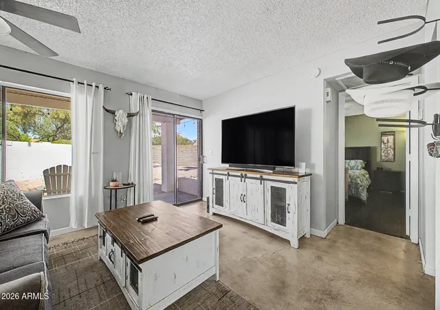 Photo 3 of Sale Pending at 1126 E Villa Maria Dr, Phoenix, AZ 85022 | MLS# 7078740 | Listing updated on 2026-09-13