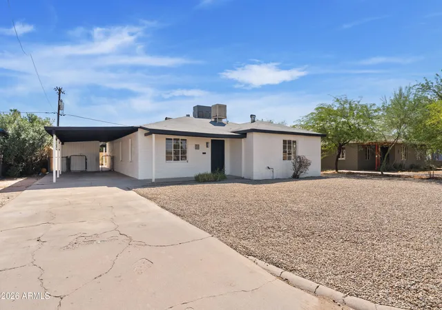 Photo 2 of Single family home for sale at 3307 N 18th Avenue, Phoenix, AZ 85015 | MLS# 7078699 | Listing updated on 2026-09-11