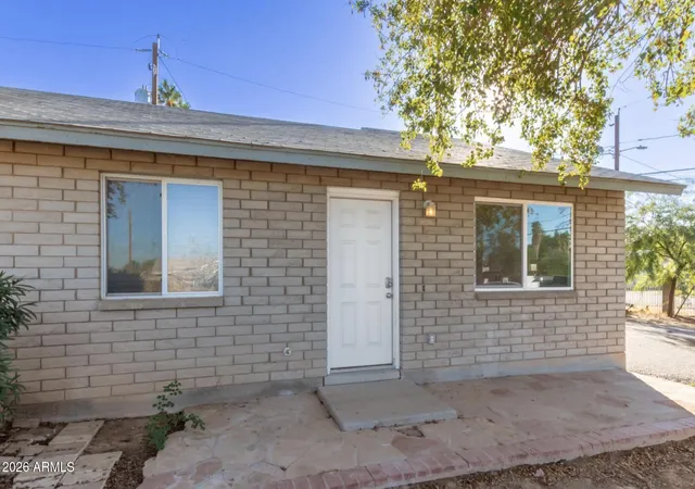 Photo 2 of Townhouse for sale at 6417 S 10th Street, Phoenix, AZ 85042 | MLS# 7078878 | Listing updated on 2026-09-15
