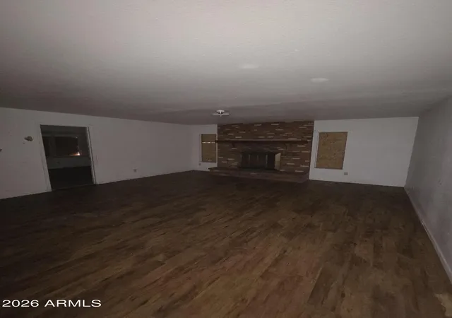 Photo 3 of Single family home for sale at 3855 W Greenway Rd, Phoenix, AZ 85053 | MLS# 7078744 | Listing updated on 2026-09-11
