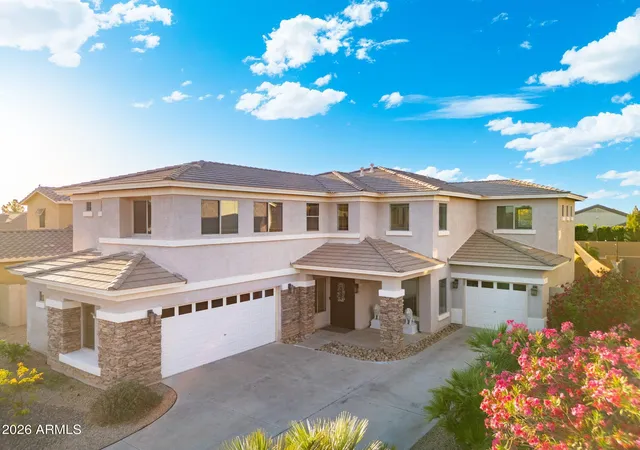 Photo 3 of Single family home for sale at 4960 E Colonial Dr, Chandler, AZ 85249 | MLS# 7078770 | Listing updated on 2026-09-15