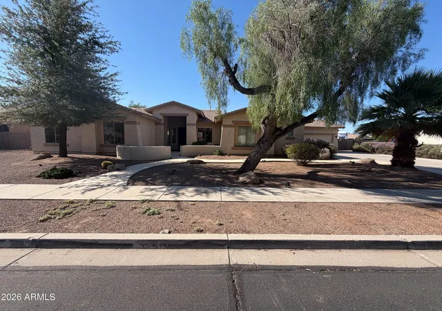 Photo 3 of Single family home for sale at 8027 W San Miguel Ave, Glendale, AZ 85303 | MLS# 7078834 | Listing updated on 2026-09-12