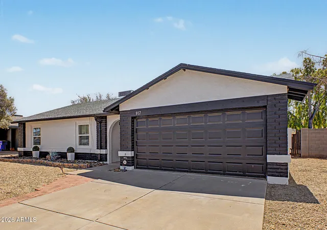 Photo 3 of Single family home for sale at 917 W Mission Dr, Chandler, AZ 85225 | MLS# 7079096 | Listing updated on 2026-09-13