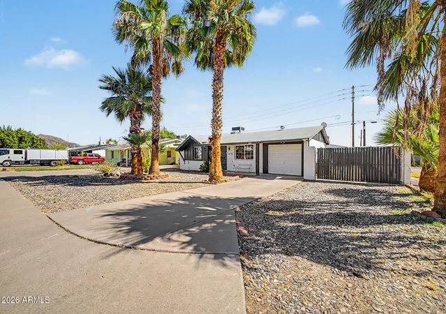 Photo 3 of Single family home for sale at 2045 W Cholla St, Phoenix, AZ 85029 | MLS# 7079296 | Listing updated on 2026-09-17
