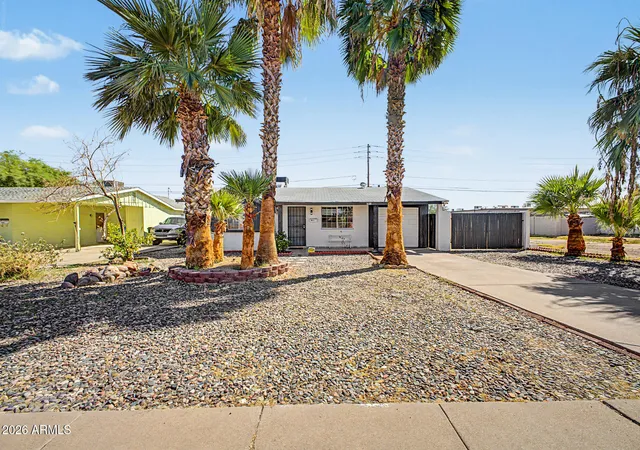 Photo 3 of Single family home for sale at 2045 W Cholla St, Phoenix, AZ 85029 | MLS# 7079296 | Listing updated on 2026-09-17