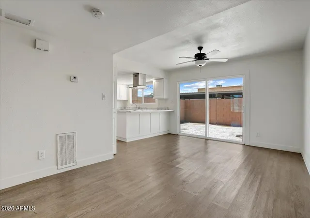 Photo 4 of Townhouse for sale at 8404 N 32nd Avenue, Phoenix, AZ 85051 | MLS# 7079441 | Listing updated on 2026-09-21