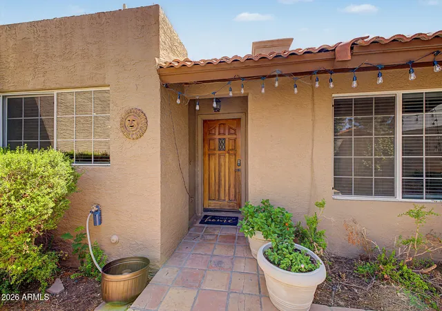 Photo 3 of Single family home for sale at 709 N Larkspur St, Gilbert, AZ 85234 | MLS# 7078880 | Listing updated on 2026-09-12