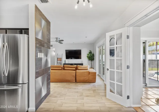 Photo 4 of Single family home for sale at 6836 E Cheery Lynn Rd, Scottsdale, AZ 85251 | MLS# 7078866 | Listing updated on 2026-09-12
