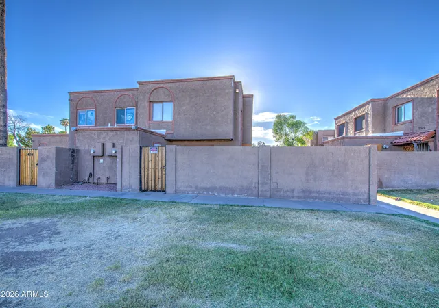 Photo 3 of Sale Pending at 1463 N 53rd Drive, Phoenix, AZ 85043 | MLS# 7080030 | Listing updated on 2026-10-06