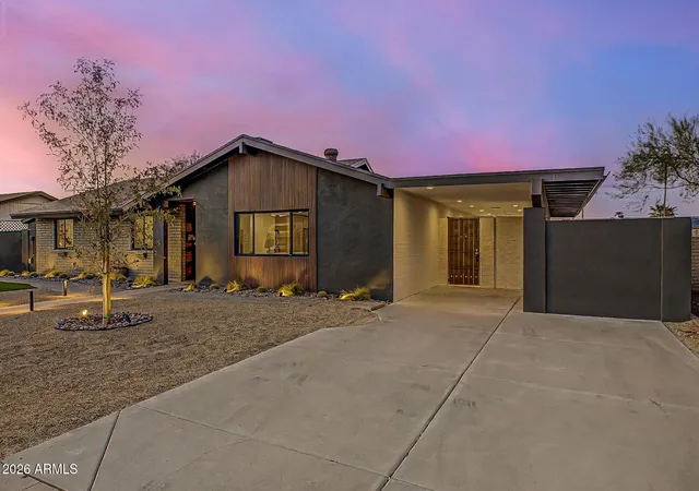 Photo 3 of Single family home for sale at 2808 E Lupine Ave, Phoenix, AZ 85028 | MLS# 7078977 | Listing updated on 2026-09-12