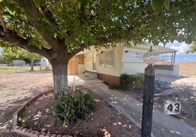 Photo 3 of Manufactured home for sale at 723 W Finnie Flt Rd #43, Camp Verde, AZ 86322 | MLS# 7079130 | Listing updated on 2026-09-12