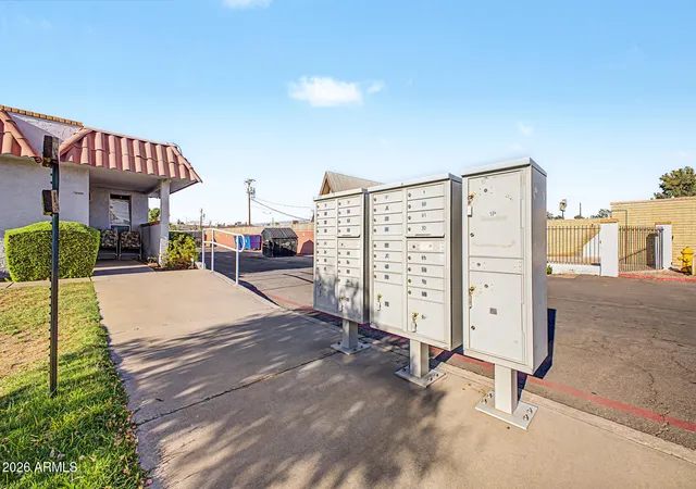 Photo 3 of Townhouse for sale at 6812 N 35th Avenue #A, Phoenix, AZ 85017 | MLS# 7079181 | Listing updated on 2026-09-29