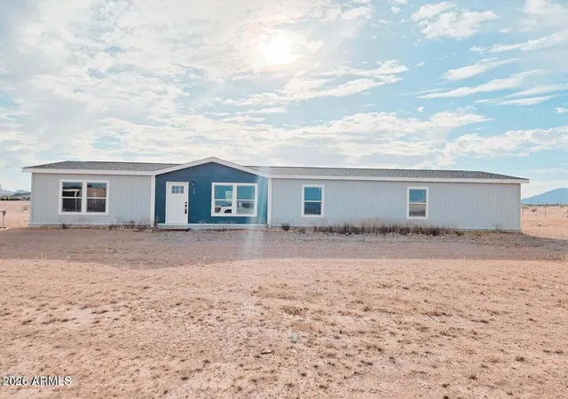 Photo 2 of Manufactured home for sale at 3034 N 431st Avenue, Tonopah, AZ 85354 | MLS# 7079122 | Listing updated on 2026-09-12