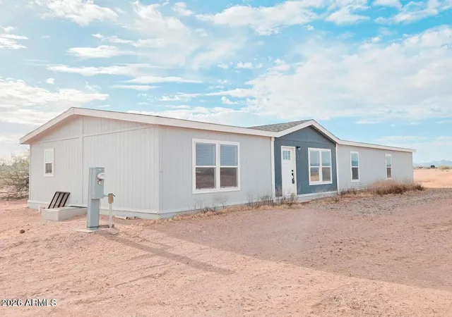Photo 2 of Manufactured home for sale at 3034 N 431st Avenue, Tonopah, AZ 85354 | MLS# 7079122 | Listing updated on 2026-09-12