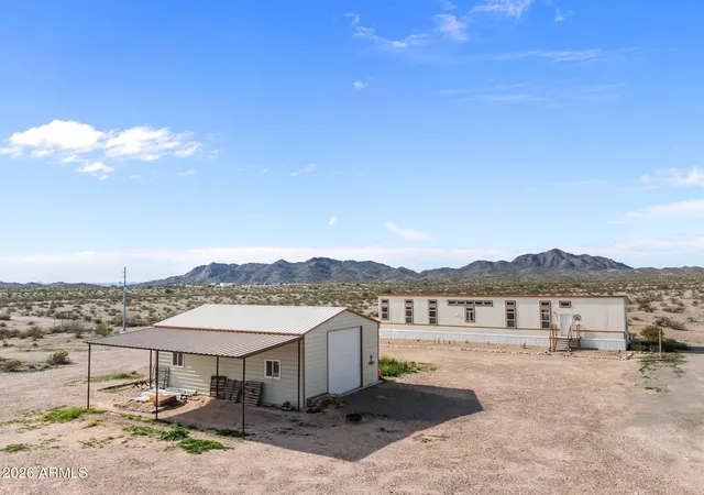 Photo 1 of Manufactured home for sale at 39050 Dobbins Ln, Salome, AZ 85348 | MLS# 7079163 | Listing updated on 2026-09-12