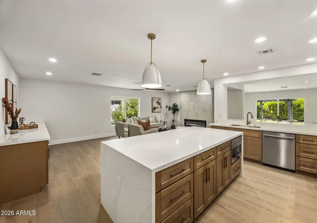 Photo 3 of Single family home for sale at 7800 E Via Del Futuro, Scottsdale, AZ 85258 | MLS# 7079330 | Listing updated on 2026-09-18