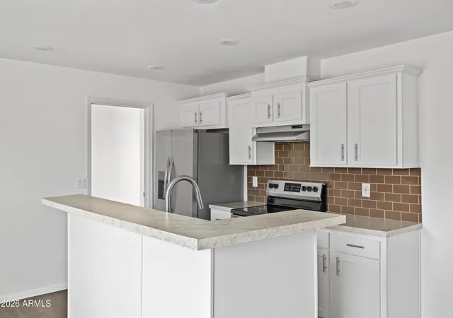 Photo 4 of Manufactured home for sale at 5601 W Missouri Ave #1, Glendale, AZ 85301 | MLS# 7079194 | Listing updated on 2026-09-12