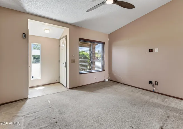 Photo 4 of Sale Pending at 542 E Oraibi Dr, Phoenix, AZ 85024 | MLS# 7079288 | Listing updated on 2026-10-26