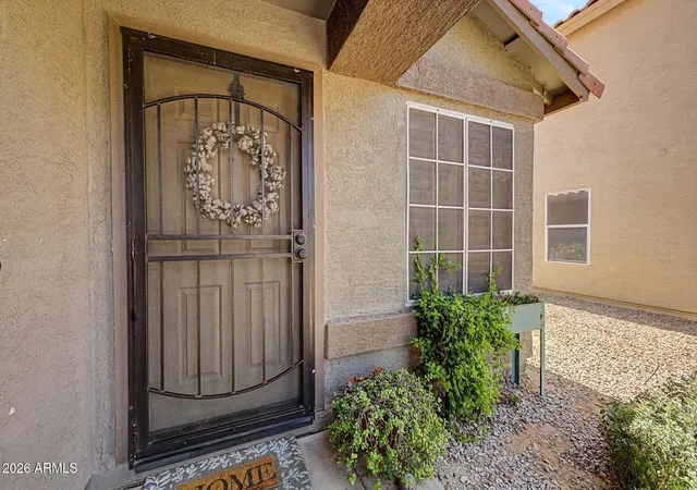 Photo 3 of Single family home for sale at 985 E Stardust Way, San Tan Valley, AZ 85143 | MLS# 7079340 | Listing updated on 2026-10-07
