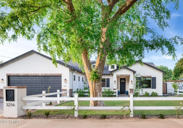 Photo 1 of Single family home for sale at 3216 E Weldon Ave, Phoenix, AZ 85018 | MLS# 7079609 | Listing updated on 2026-10-26