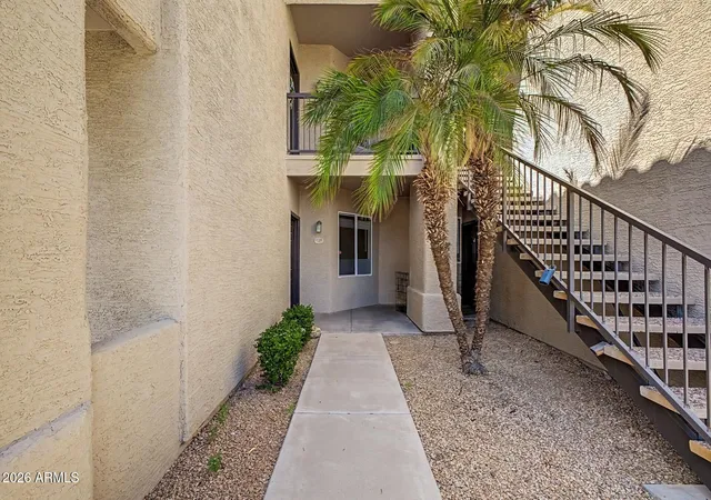 Photo 2 of Condo for sale at 2929 W Yorkshire Dr #1120, Phoenix, AZ 85027 | MLS# 7079450 | Listing updated on 2026-09-12