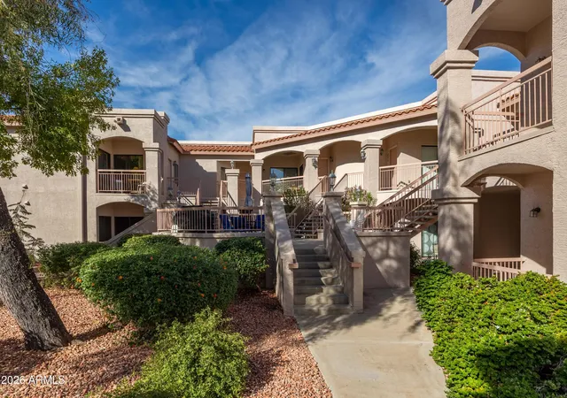 Photo 3 of Townhouse for sale at 9151 W Greenway Rd #273, Peoria, AZ 85381 | MLS# 7079724 | Listing updated on 2026-09-26