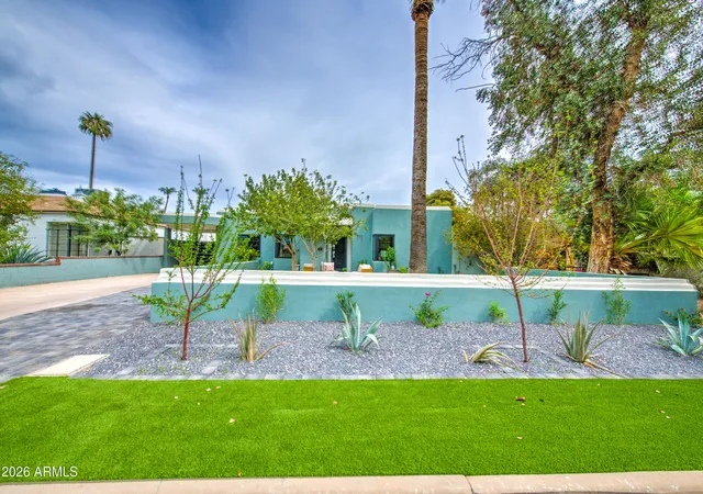 Photo 1 of Sale Pending at 2209 N 12th Avenue, Phoenix, AZ 85007 | MLS# 7079649 | Listing updated on 2026-10-08