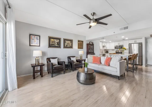 Listing Photo 1 - Condo for sale in building located at 7950 E Camelback Rd, Scottsdale, AZ 85251 - Unit #704