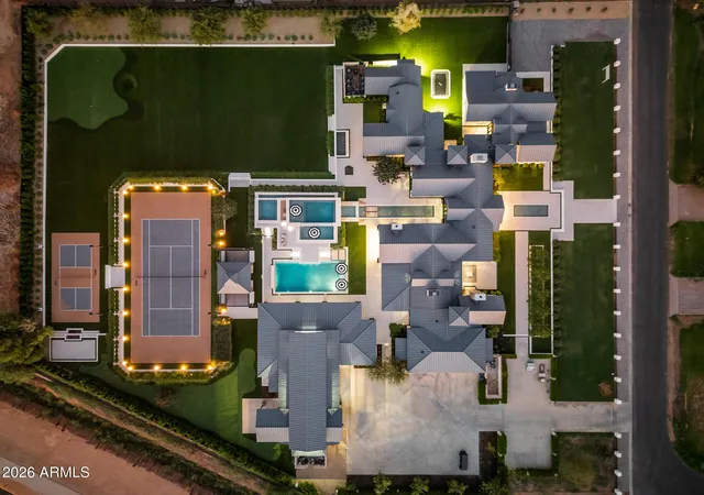 Photo 2 of Mansion for sale at 2620 E Palo Verde St, Gilbert, AZ 85296 | MLS# 7085391 | Listing updated on 2026-09-26