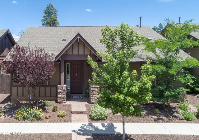 Photo 1 of Single family home for sale at 2944 S Camel Dr, Flagstaff, AZ 86001 | MLS# 7081354 | Listing updated on 2026-09-25