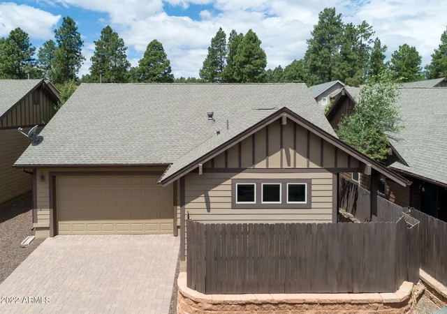 Photo 3 of Single family home for sale at 2944 S Camel Dr, Flagstaff, AZ 86001 | MLS# 7081354 | Listing updated on 2026-09-25