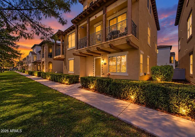 Townhouse for sale at 3671 E Leslie Dr, Gilbert, AZ 85296 | MLS# 7081427